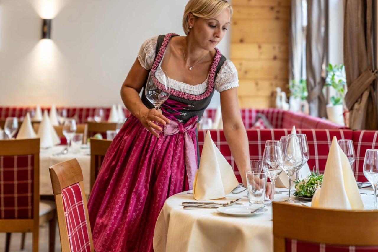 גנגנבאך Hotel Restaurant Sonne מראה חיצוני תמונה